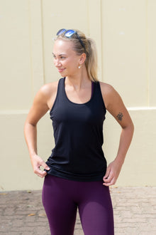  Energy Racerback Singlet - Black - RunFaster